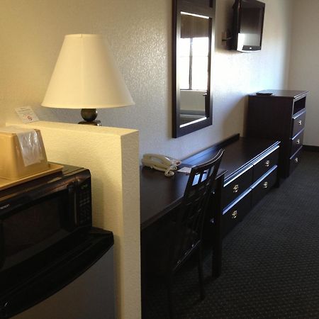 Howard Johnson By Wyndham Lubbock Tx Dış mekan fotoğraf