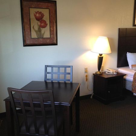 Howard Johnson By Wyndham Lubbock Tx Dış mekan fotoğraf