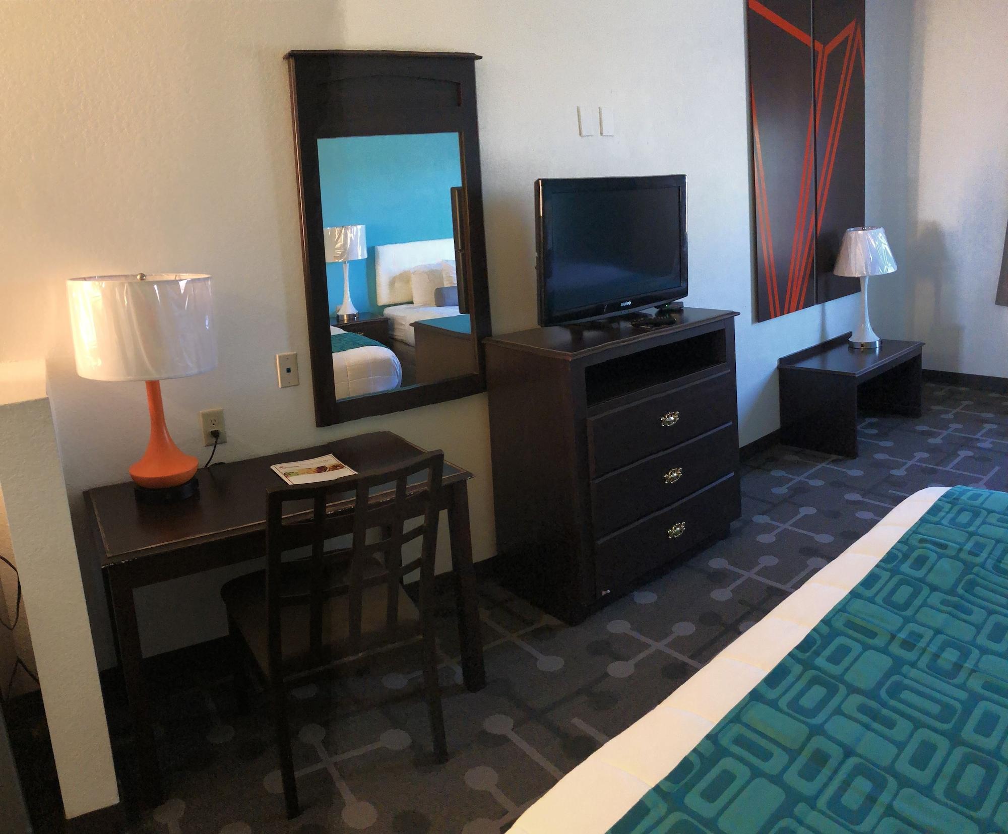 Howard Johnson By Wyndham Lubbock Tx Dış mekan fotoğraf